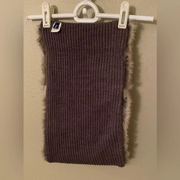 Buji Baja Rabbit Fur Cowl Neck Warmer - Picture 4 of 6